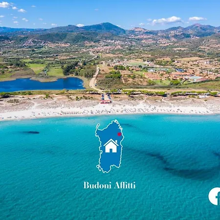 Beachfront- Sulla Villetta Indipendente Casa vacanze Budoni