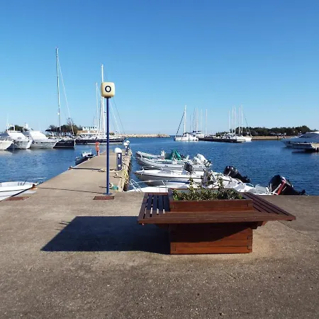 Beachfront- Sulla Villetta Indipendente Holiday home