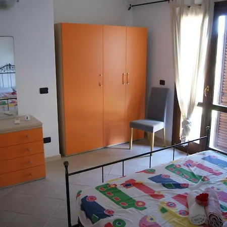 Beachfront- Sulla Villetta Indipendente Holiday home Budoni